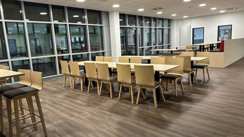 Innenansicht Blick ins Bistro